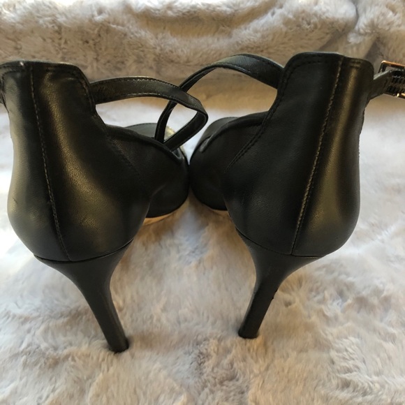 BCBGeneration - Picture 3 of 6